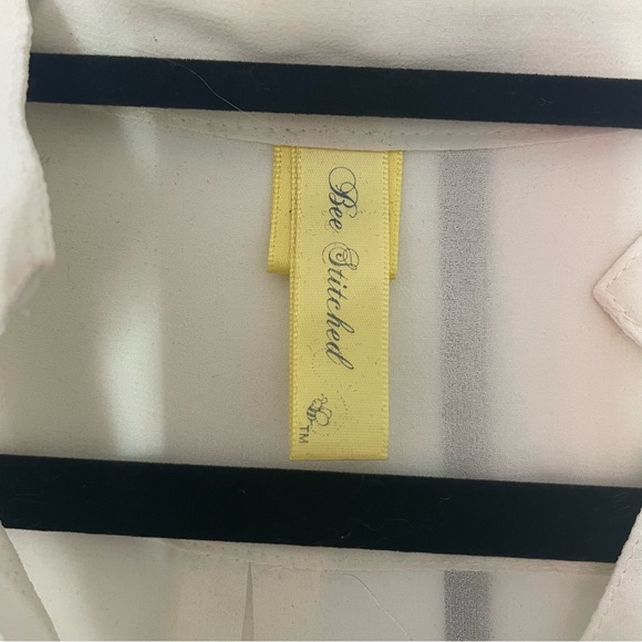 Francesca’s Off White Sheer Blouse - Picture 4 of 6